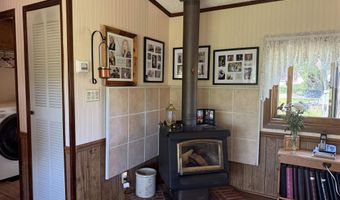 2395 Railroad St, Afton, IA 50830