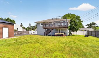 33 Hawthorne Ct, Albany, NY 12211