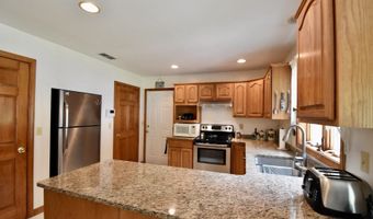 313 Lisbon Rd, Canterbury, CT 06331