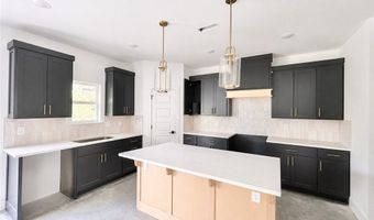 24 Kirkcudbright Ln, Bella Vista, AR 72715