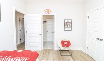 102 Eastwood Dr, Brandon, MS 39042
