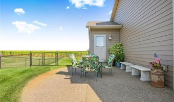 932 Waters Edge Cir, Avon, MN 56310