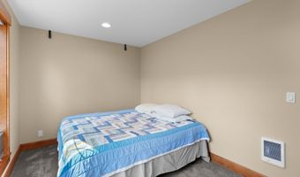 303 S MARINE St, Rockaway Beach, OR 97136