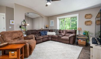 1992 Limberlost Ln, Allegan, MI 49010