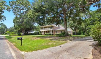 14375 Oak Knoll Ln, Bay Minette, AL 36507