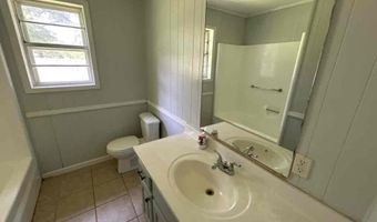 420 Woodward St, Amory, MS 38821