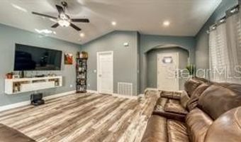 316 Bennett St, Auburndale, FL 33823