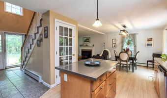 5 Captain Danforth Ln, Amherst, NH 03031