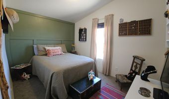 8850 W Fountain Ranch Rd, Ash Fork, AZ 86320