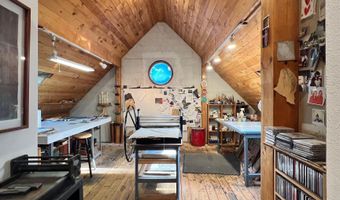437 Avery Hill Rd, Alton, NH 03810