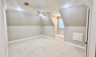 708 Town And Country Dr, Adel, GA 31620