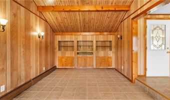 67 Vancouver Ave, Warwick, RI 02886