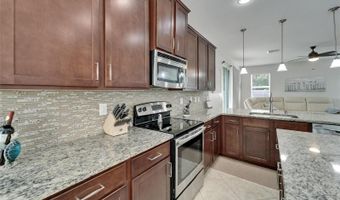 449 BAHAMA GRANDE Blvd, Apollo Beach, FL 33572