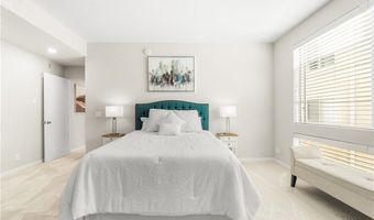 1927 Glendon 301, Los Angeles, CA 90025