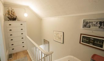 267 Pine St, Bangor, ME 04401