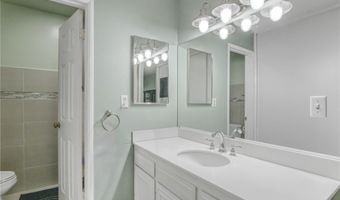 5334 Lindley Ave 219, Encino, CA 91316