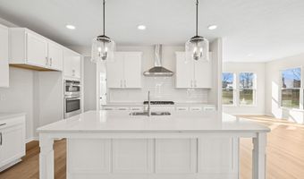 3714 Hayden Valley Dr, Bargersville, IN 46106