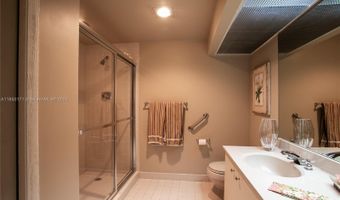 20191 E Country Club Dr 1405, Aventura, FL 33180