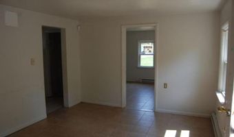 2 SPRUCE Ln, Annapolis, MD 21401