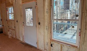 168 Highland Pointe Dr, Alto, GA 30510