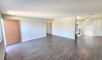 806 E 4Th 6, Escondido, CA 92025