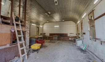 13 W Dade 22, Arcola, MO 65603