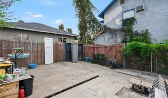 902 N Mayo Ave, Compton, CA 90221