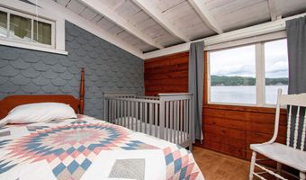 1639 W Shore Rd, Cabot, VT 05647