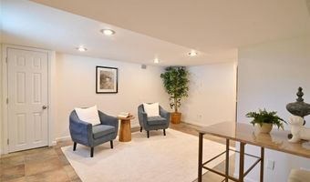 6208 Bixby Ave, Affton, MO 63123