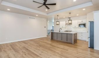 791 Clover Hill Dr, North Liberty, IA 52317