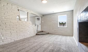 250 Valle Grande Rd, Bosque Farms, NM 87068