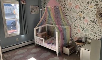 70 Mohawk St, Cumberland, RI 02864