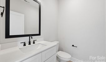 1433 Hilltop St, Albemarle, NC 28001