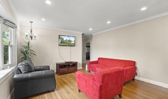 4814 NAPLES Ave, Beltsville, MD 20705