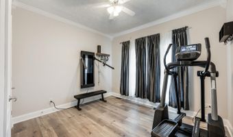 136 Montfair Dr, Amherst, VA 24521