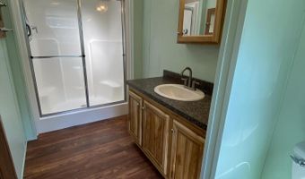 123 Sparrow Dr, Augusta, ME 04330