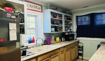 198 Holmesville Ave, Baxley, GA 31515