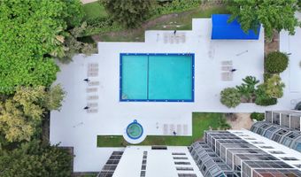 20100 W Country Club Dr 204, Aventura, FL 33180