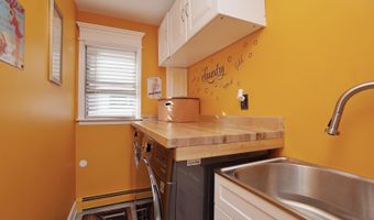 10 Clearmont Ave, Staten Island, NY 10309