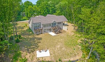 1663 Fairview Dr, Allegan, MI 49010