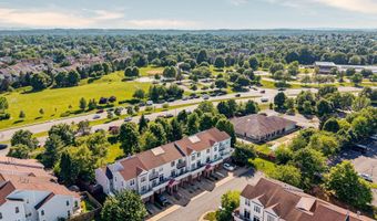 44136 SHADY GLEN Ter, Ashburn, VA 20147