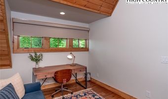 95 Autumn Blaze Ct, Banner Elk, NC 28604