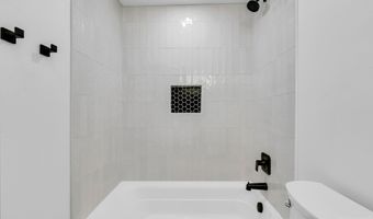 5960 W Twin Springs Dr, Boise, ID 83709
