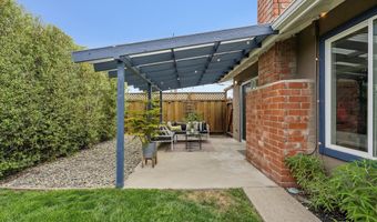 429 HARBOR LIGHT Rd, Alameda, CA 94501