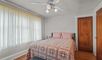 64 Dyer Ave, East Providence, RI 02915