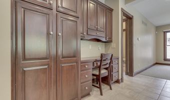 20 Forrests Edge Ct, Indianapolis, IN 46227