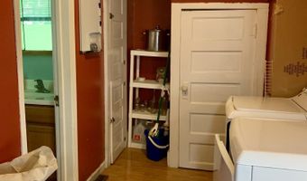 737 Saint Joseph St, Adrian, MI 49221