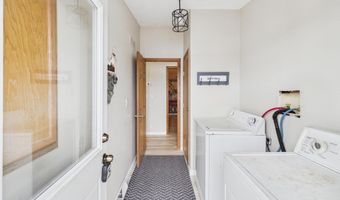 3912 4th St NW, Backus, MN 56435