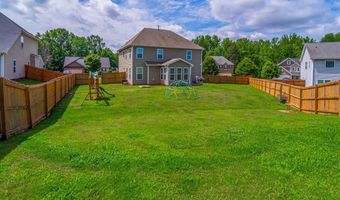 208 Castleton Cir, Boiling Springs, SC 29316