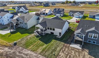 3948 NW 177th Ct, Clive, IA 50325